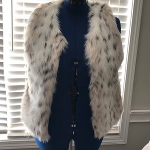 Say What? Faux Fur Vest Cream Brown Soft